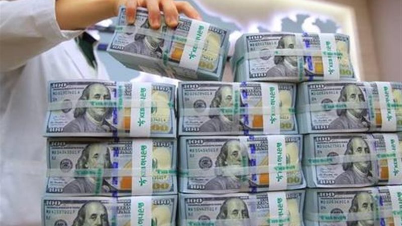 ضبط قضايا اتجار في النقد الأجنبي بقيمة 4 ملايين جنيه