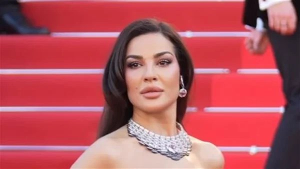 نادين نسيب نجيم: الخيانة قرار وليست غلطة.. والانفصال غيّر حياتي بالكامل