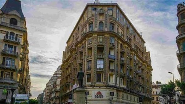 برلماني يطالب بمراعاة البعد الجغرافي للمتقدمين للسكن البديل بقانون الإيجار القديم
