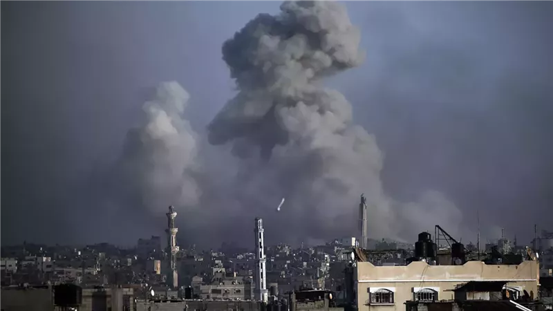 مقتل وإصابة 8 إيرانيين في هجوم أمريكي على قاعدة عسكرية بمدينة نائين
