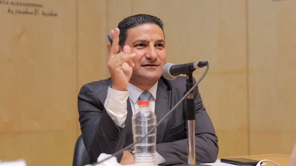 مكتبة الإسكندرية تناقش تأثير الذكاء الاصطناعي على البصمات الصوتية والهوية الرقمية