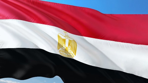 مصر تدين الاعتداءات الإيرانية على الكويت والبحرين وتؤكد تضامنها الكامل مع الدول الشقيقة