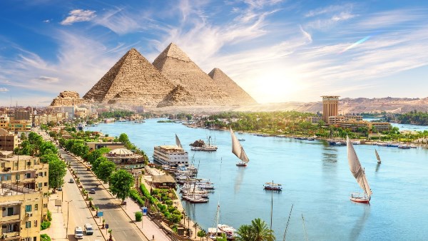 البطوطي : زيادة الطاقة الفندقية التحدي الأكبر أمام نمو السياحة المصرية