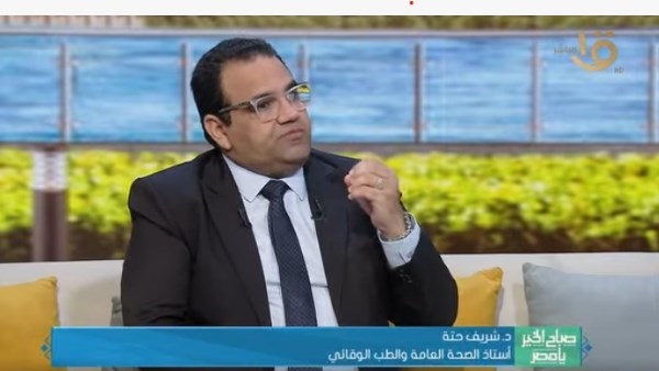 خبير: ضربة الشمس أخطر من الإجهاد الحراري.. وهذه طرق الوقاية