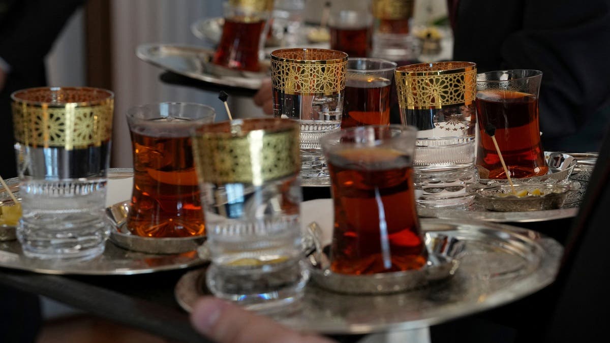 احذر … كوب الشاي قد ينطوي على مخاطر صحية خفية