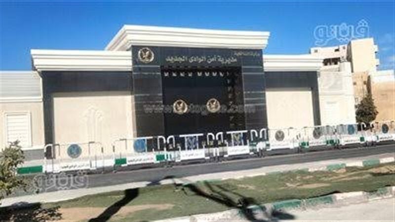 مصرع شخص وإصابة اثنين في حادث مروري وإخماد حريق شقة سكنية بالوادي الجديد