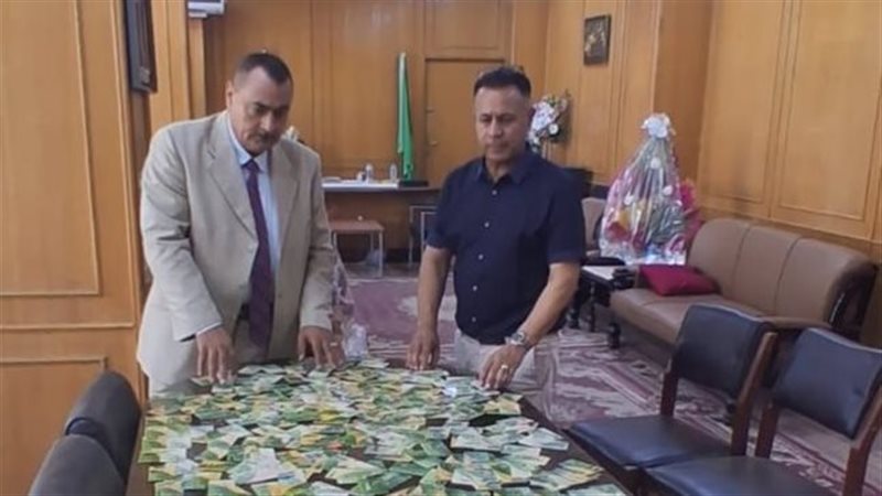 ضبط شخص استولى على 600 بطاقة تموينية بغرض التربح بالإسماعيلية