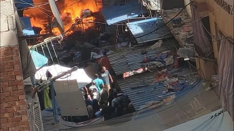 حريق هائل بمحلات تجارية في منطقة الفلكي بالإسكندرية (صور)