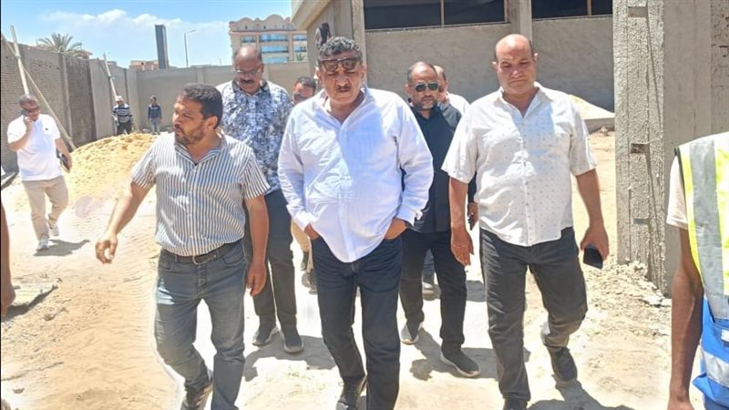 رئيس جهاز دمياط الجديدة يوجه بزيادة العمالة في إسكان “ديارنا” لمنع أي تهاون بالتشطيبات