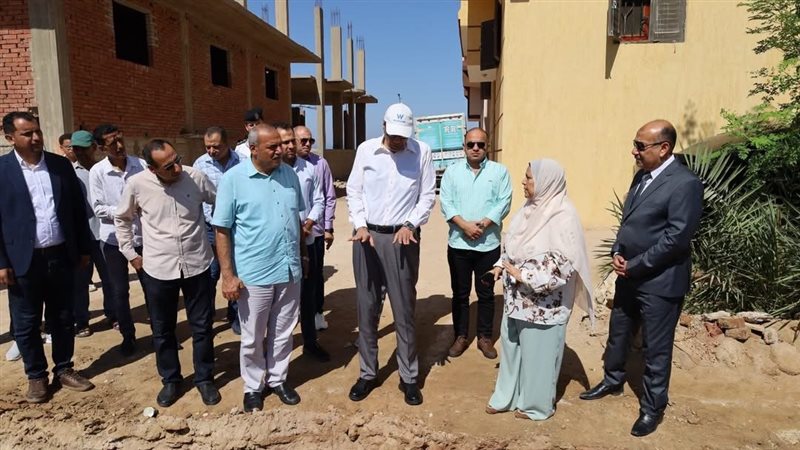 محافظ جنوب سيناء يتابع الموقف التنفيذي لمشروع تقسيم الشباب الجديد بمدينة الطور