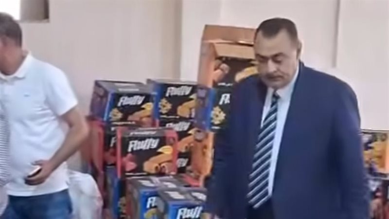 هل كانت ستطرح للمواطنين؟ حقيقة ضبط 180 ألف قطعة كيك فاسد بمصنع في الإسماعيلية