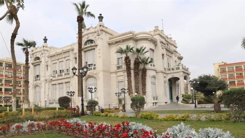 جامعة عين شمس تطلق مسارًا تدريبيًا للقانونيين في الذكاء الاصطناعي