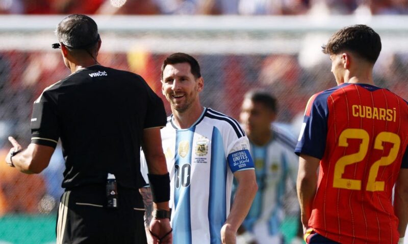 حكم نهائي كأس العالم يكشف تفاصيل اشتباكه مع ميسي