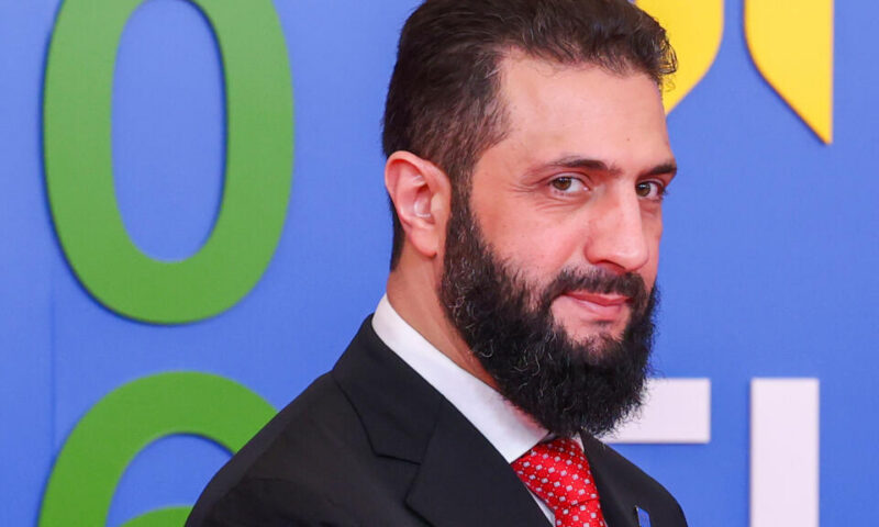 دمشق تبحث اتفاقا أمنيا مع إسرائيل وتستبعد تدخلا عسكريا في لبنان