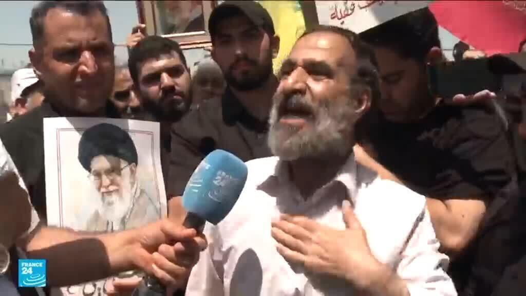 نحيب وعويل في وداع علي خامنئي… وتباين في الموقف من المفاوضات مع الولايات المتحدة