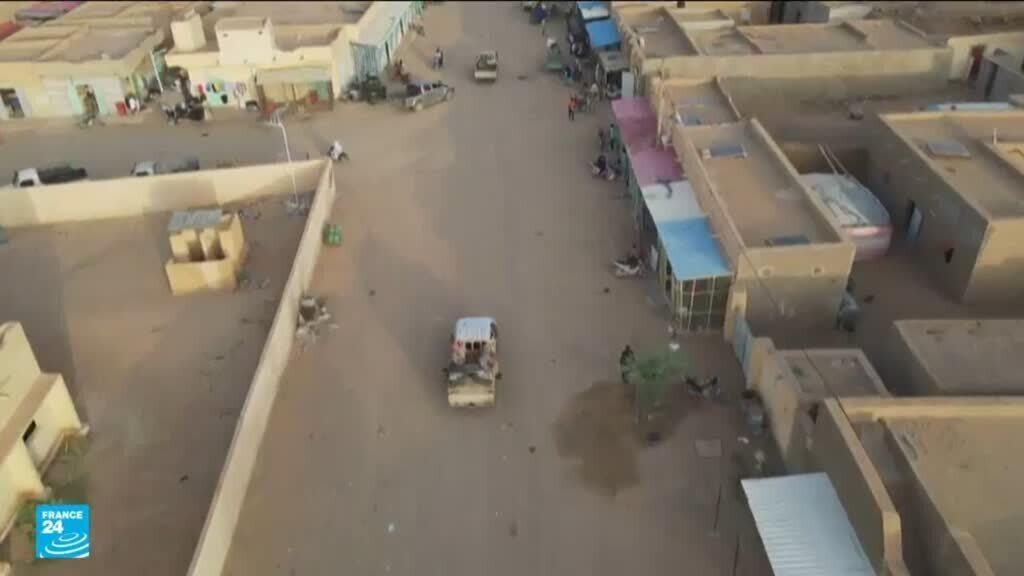 الجزائر تعيد فتح مجالها الجوي أمام طيران مالي وعودة سفيرها إلى باماكو