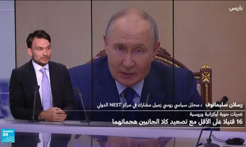 محلل روسي: عدة جنود فروا من الجيش الروسي والبحرية فقدت عدة سفن