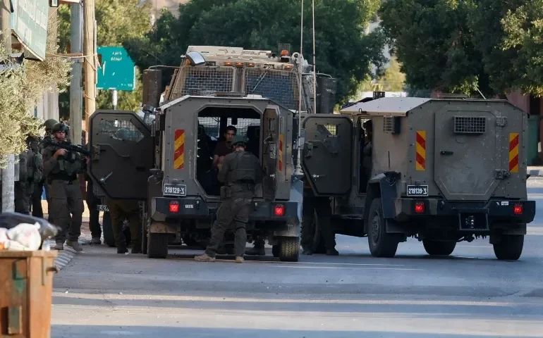 حملة اقتحامات واسعة ومواجهات في الضفة والقدس