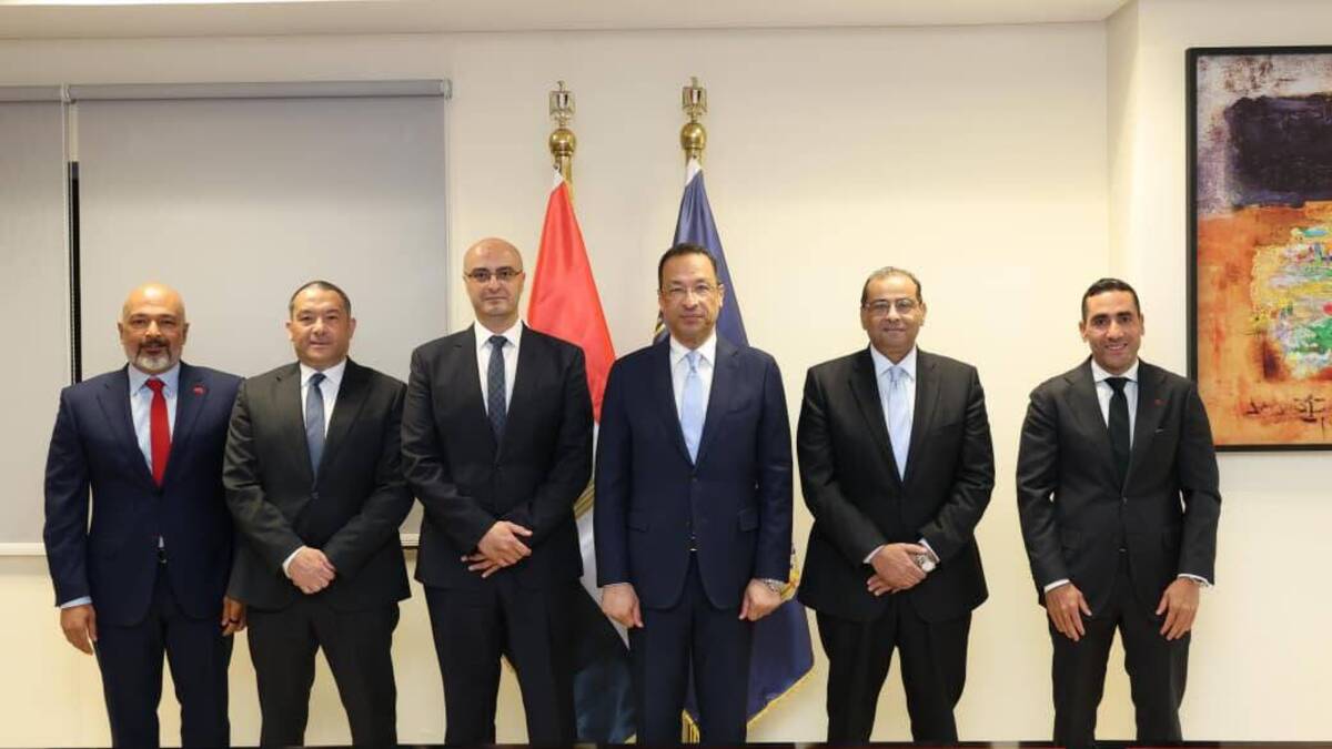 شريحة موبايل للطفل.. مصر تطلق خدمتي “أطمن” و”أطمن على الآخر”