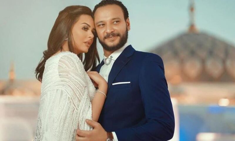 انفصال أحمد خالد صالح وهنادي مهنا رسمياً.. “الطلاق وقع منذ عام”
