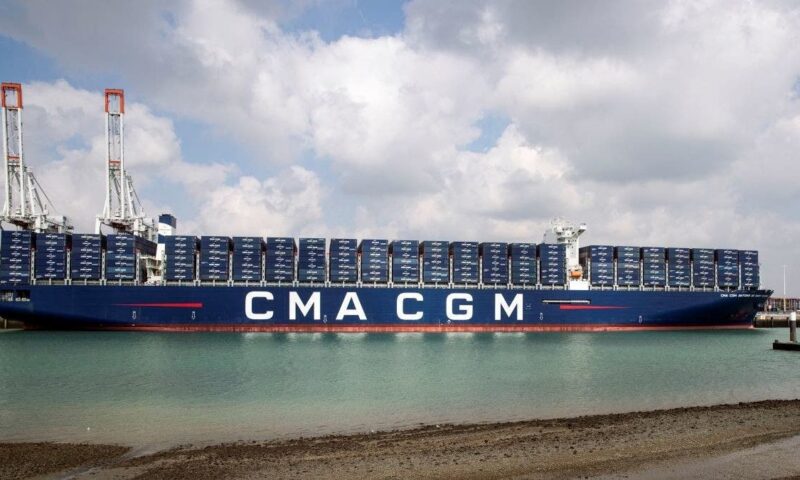 “CMA CGM” للشحن تعتزم فرض رسوم إضافية طارئة مرتبطة بالوقود