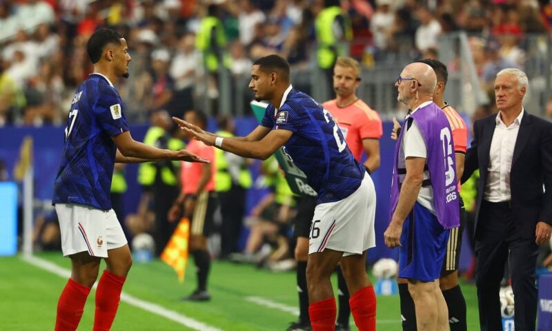 تشيلسي يتفق مع مدافع منتخب فرنسا
