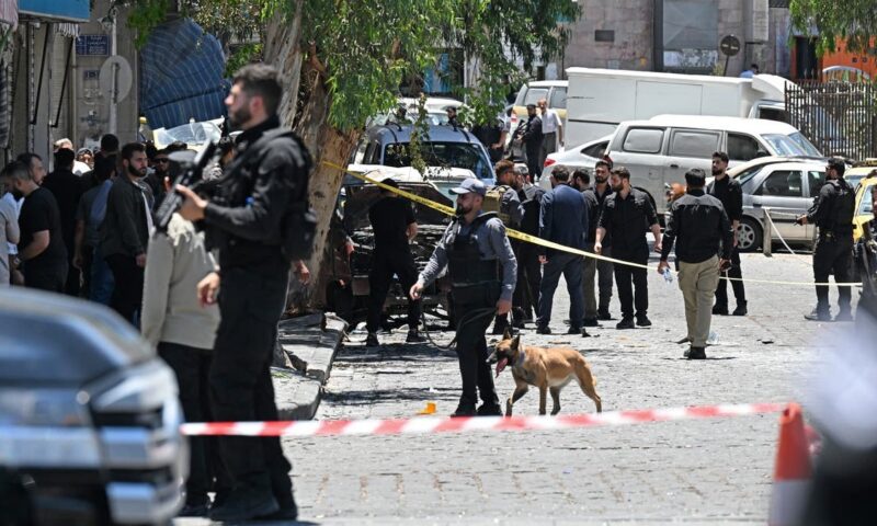 سوريا تعلن توقيف المسؤولين عن تفجير دمشق خلال زيارة ماكرون