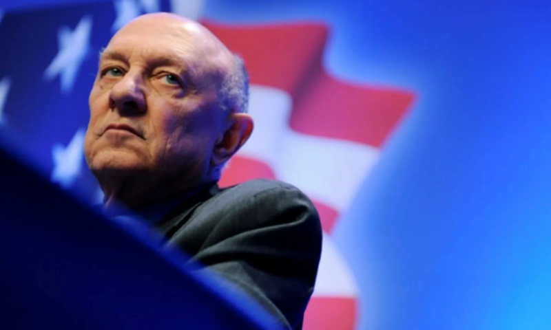 زوجة مدير CIA الأسبق: جيمس وولسي عانى من “متلازمة هافانا” حتى وفاته