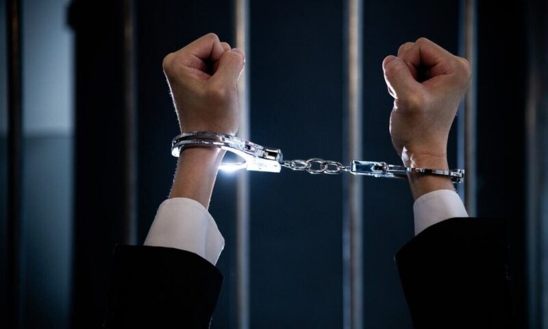 التحقيق مع الرئيس السابق لبنك التنمية الصيني بتهمة الفساد