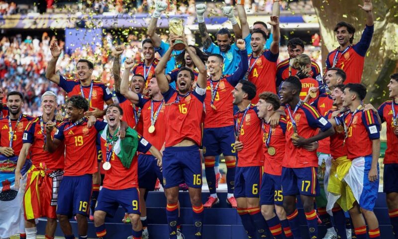 فضيحة مراهنات تهز كأس العالم.. بينها مباراة إسبانيا