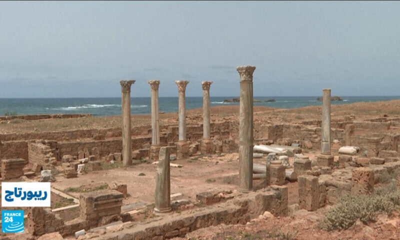 آثار ليبيا بين النهب والكوارث.. علماء الآثار يصارعون لإنقاذ قورينا وأبولونيا