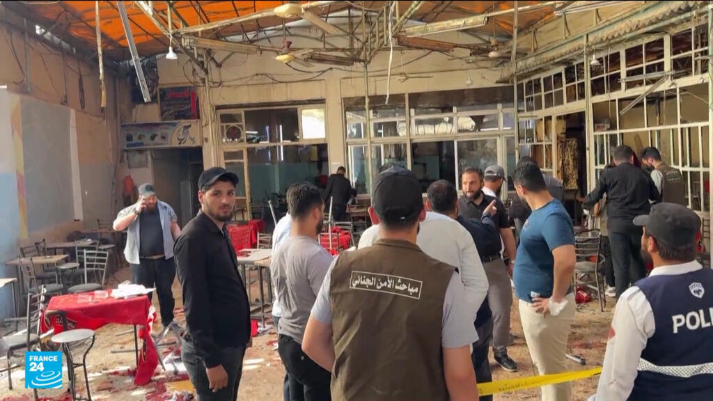 مقتل 9 أشخاص بانفجار عبوة ناسفة في مقهى بوسط العاصمة السورية دمشق