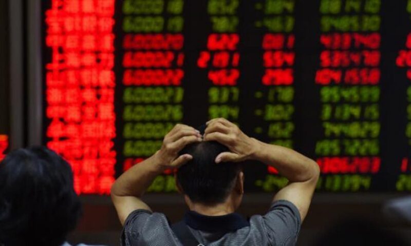 الأسهم الآسيوية تهبط بقوة ونيكي الياباني يفقد 5%
