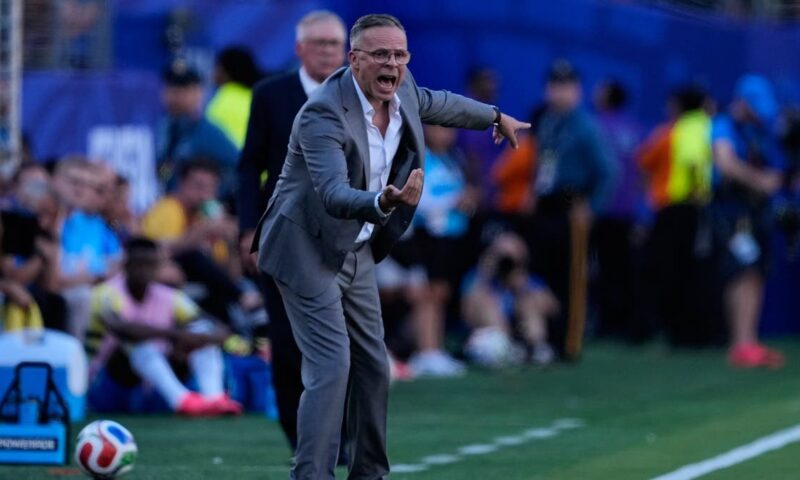 الاتحاد المغربي يجدد الثقة في وهبي بعد الخروج من ربع نهائي كأس العالم