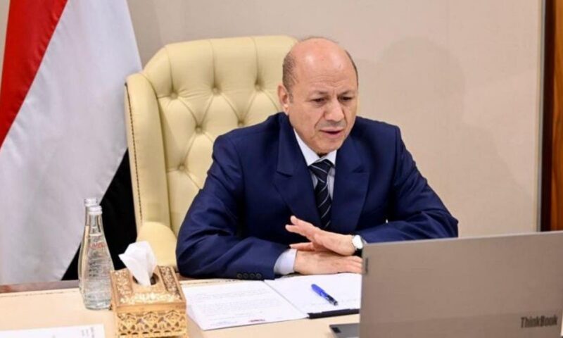 العليمي: حماية سيادة اليمن واجب وطني دستوري لا يقبل التهاون