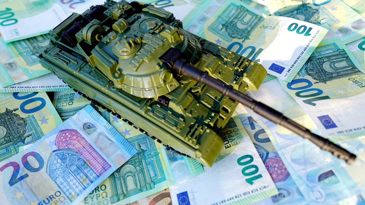 134 مليار دولار مستهدفة.. 9 دول تتجه لتأسيس بنك دفاع عالمي جديد