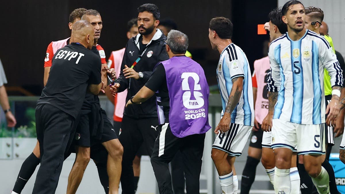 “فيفا” يجهّز قائمة عقوباته على المتجاوزين
