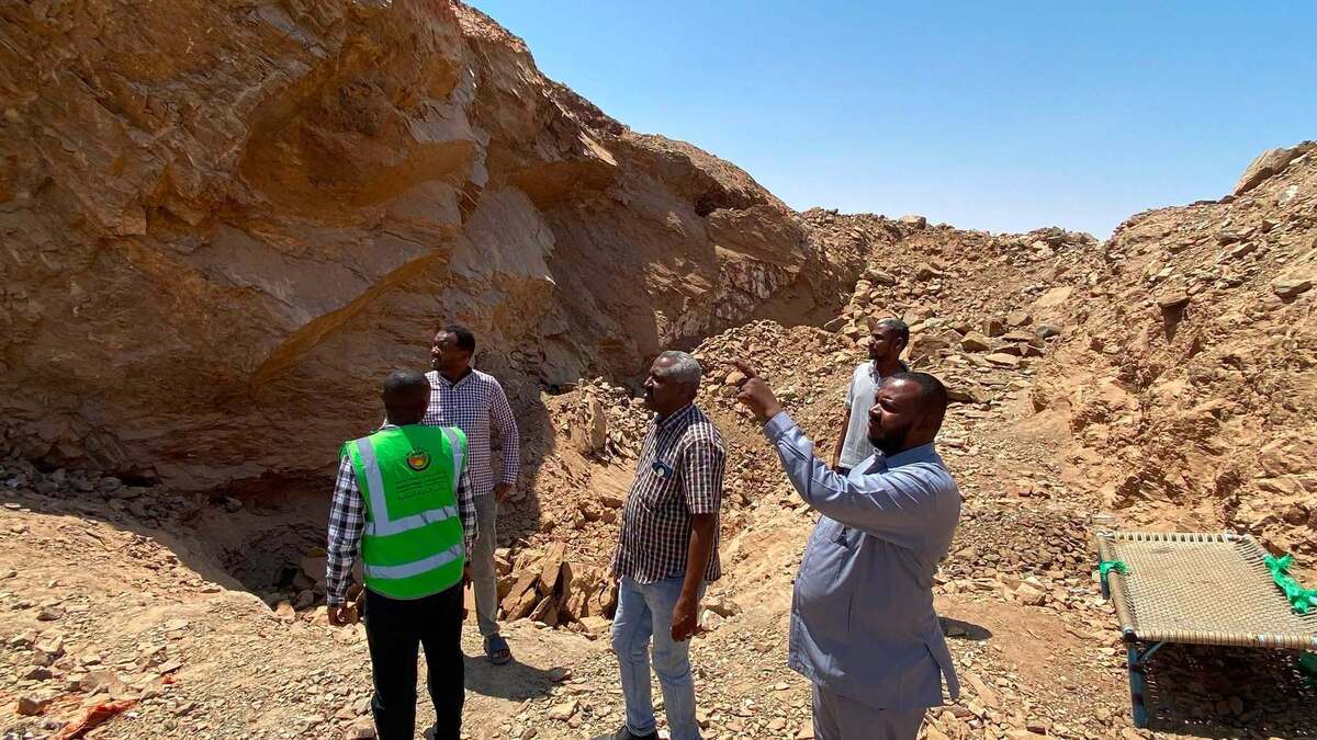 السودان.. مصرع 15 معدناً في انهيار منجم بمنطقة وادي حلفا