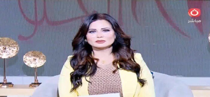 الإعلامية سهر الكومي تستعرض شكاوى طلاب الثانوية العامة من امتحان اللغة العربية