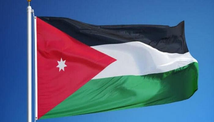 قافلة مساعدات أردنية جديدة تصل إلى مدينة نابلس لتعزيز القطاع الصحي