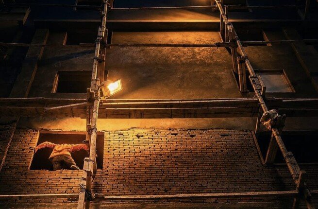 مصرع عامل وإصابة نجله إثر سقوطها من أعلي سقاله بالمنوفية