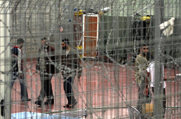 حصيلة صادمة.. استشهاد أكثر من 100 أسير فلسطيني في معتقلات الاحتلال