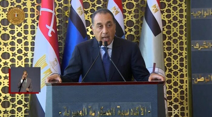 مدبولي: مقر القيادة الاستراتيجية عقل الدولة وذراعها التي تحميها من المخاطر