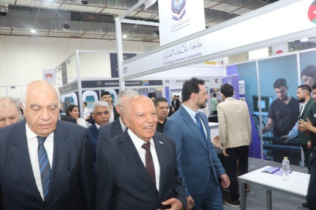 نقيب المعلمين يشارك في افتتاح فعاليات معرض وملتقى (EDU GATE) فى دورته ال 19
