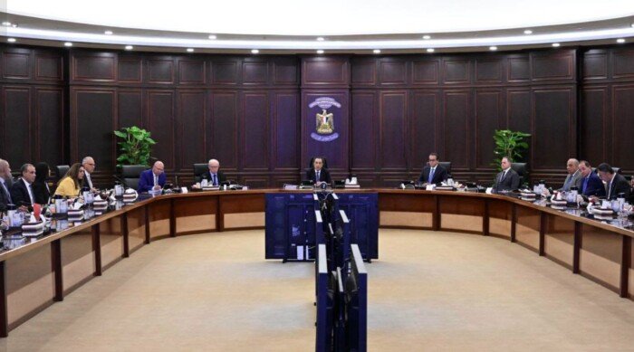 الحكومة توافق على تطوير شبكة الكهرباء بتمويل من بنك الاستثمار الأوروبي