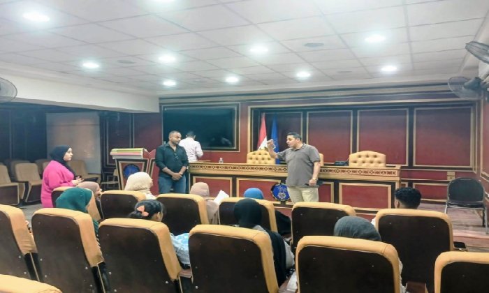 أسوان تعزز الوعي المجتمعي.. انطلاق فعاليات صندوق مكافحة الإدمان بكوم أمبو
