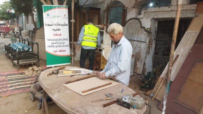 تسليم مشاريع تمكين اقتصادى للأسر الأولى بالرعاية فى مراكز وقرى محافظة المنيا