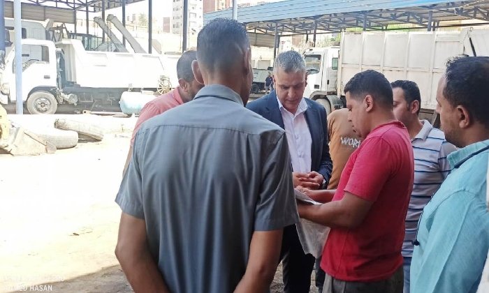 نائب محافظ أسوان يتفقد منظومة النظافة ورفع المخلفات
