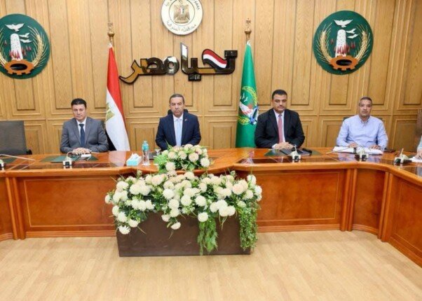 محافظ المنوفية: تنفيذ مشروعات الخطة الاستثمارية بالتوازي مع إنهاء الإجراءات لتسريع دخولها الخدمة