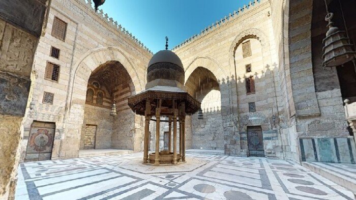 «الوزراء» يوضح حقيقة فيديو انتشار الخفافيش بمجموعة الظاهر برقوق